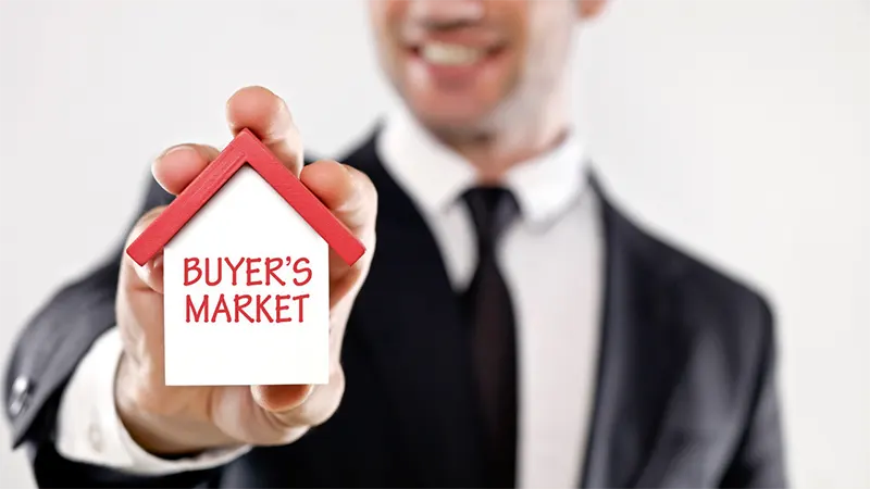 buyer's market vs seller's market